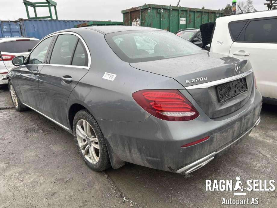 Mercedes E-Klasse 2016-2023 (W213) (W213), Motorkode: D654920, Girkassekode: D725008