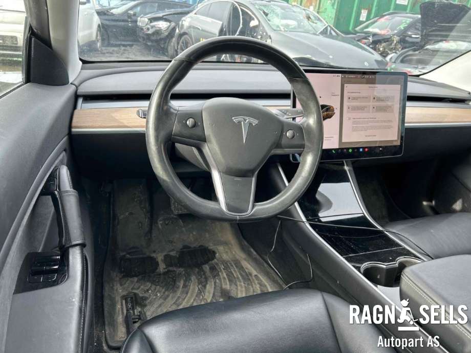 Tesla Model 3 2018-2023 (Fase 1) , Motorkode: 3D3|3D5, Girkassekode: