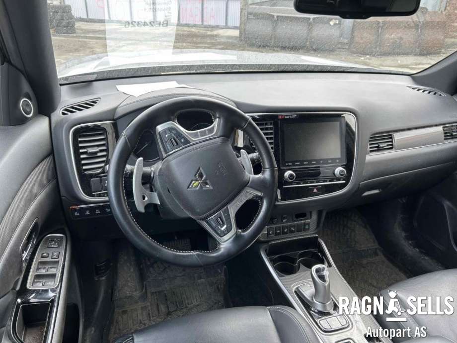 Mitsubishi Outlander 2015-->> (Type III, Fase 2) , Motorkode: 4B12|S61|Y61, Girkassekode: