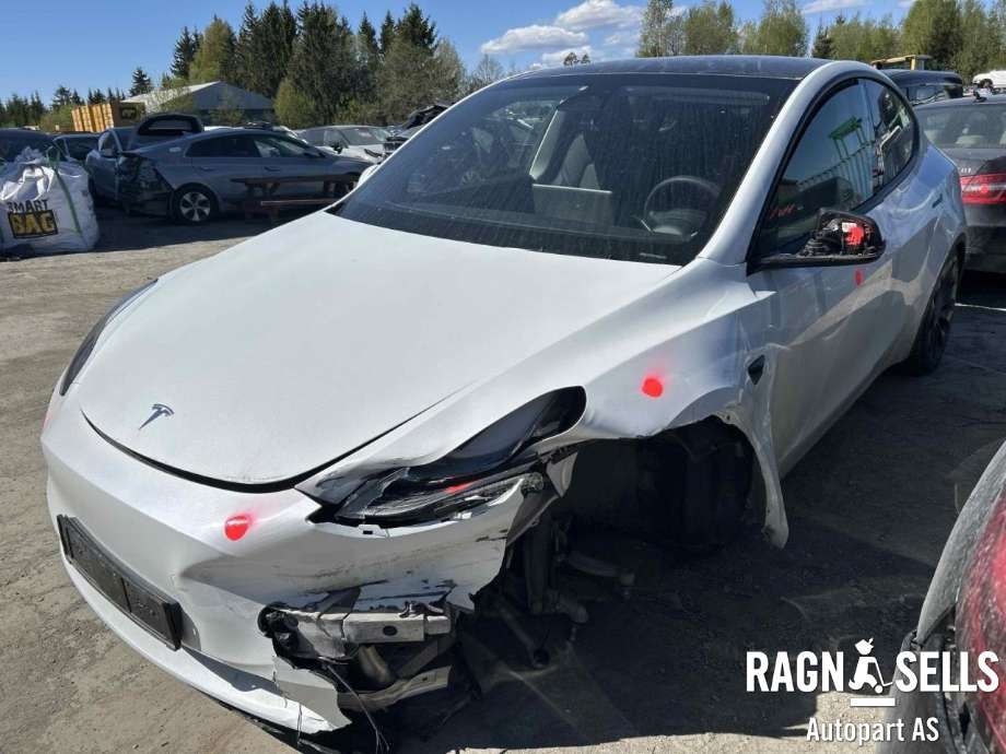 Tesla Model Y 2021-2024 (Type I) , Motorkode: 3D3|4D1, Girkassekode: 
