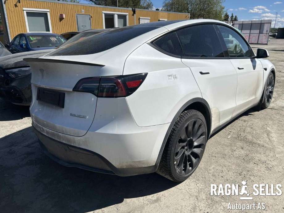 Tesla Model Y 2021-2024 (Type I) , Motorkode: 3D3|4D1, Girkassekode: 