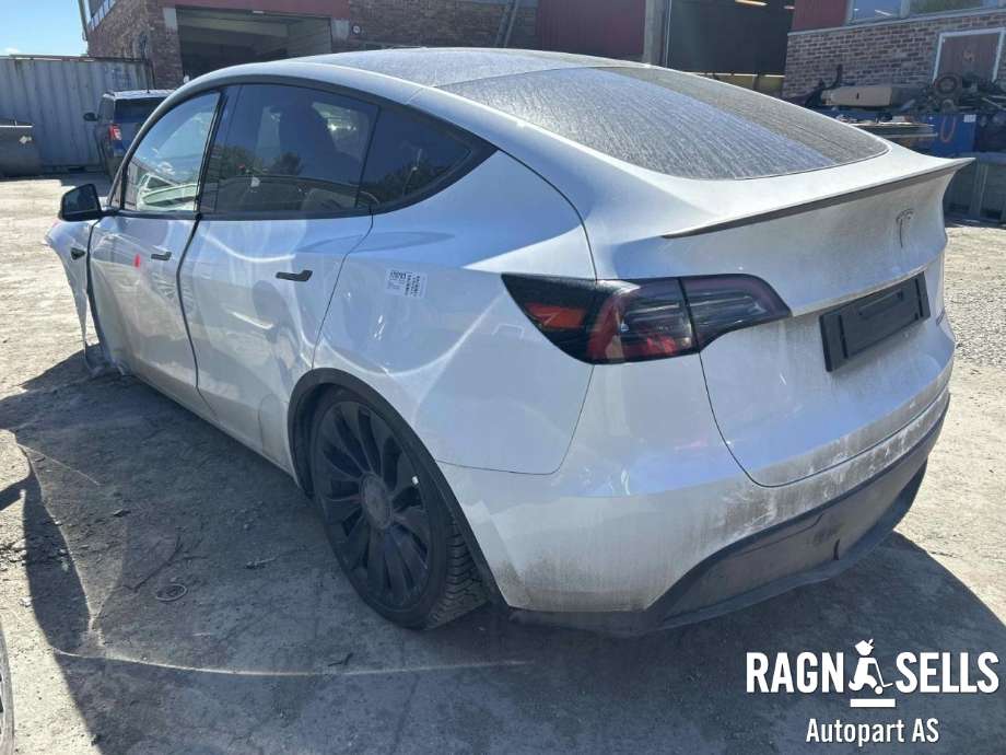 Tesla Model Y 2021-2024 (Type I) , Motorkode: 3D3|4D1, Girkassekode: 