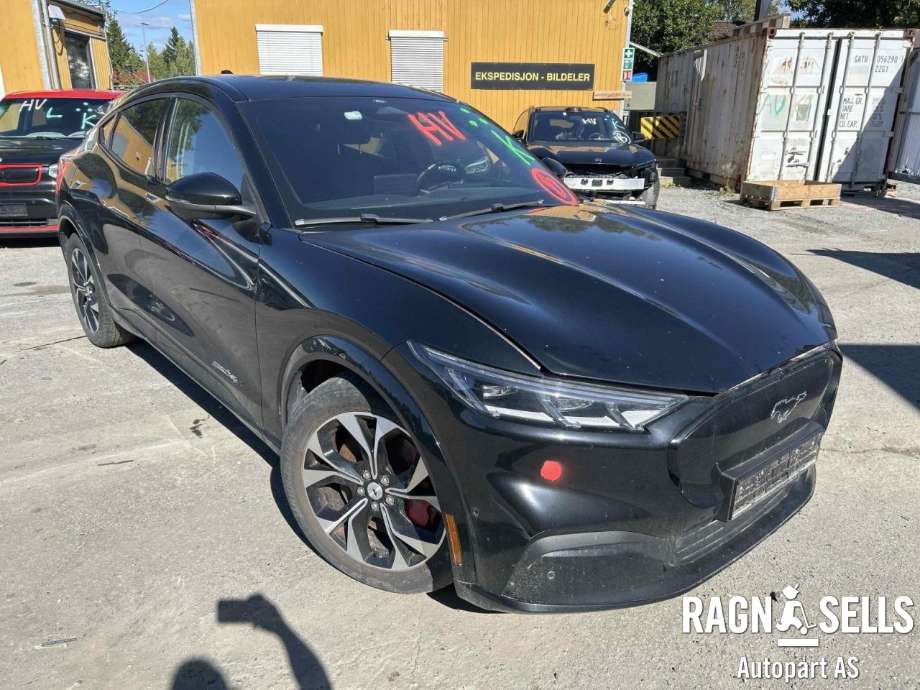 Ford Mustang Mach-e 2020-->> , Motorkode: U, Girkassekode: 