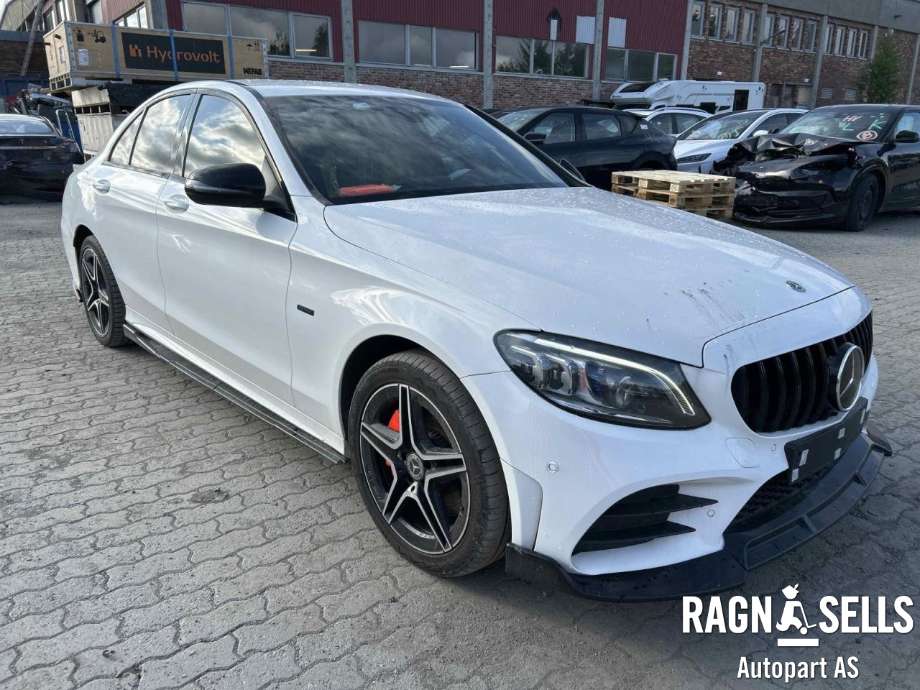 Mercedes C-Klasse 2018-2021 (Fase 2) (W205) (W205), Motorkode: 274920, Girkassekode: 725047