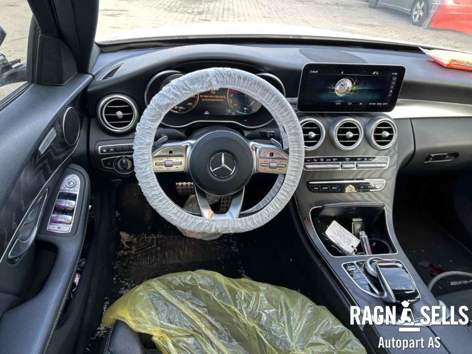 Mercedes C-Klasse 2018-2021 (Fase 2) (W205) (W205), Motorkode: 274920, Girkassekode: 725047