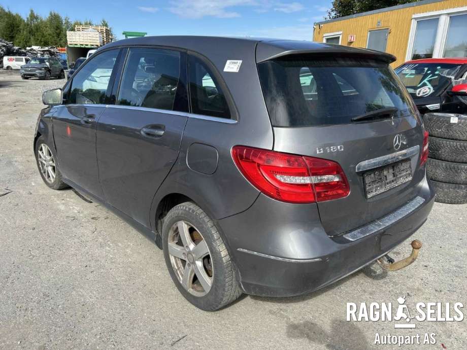 Mercedes B-Klasse 2011-2018 (W246) (W246), Motorkode: 270910, Girkassekode: 724002