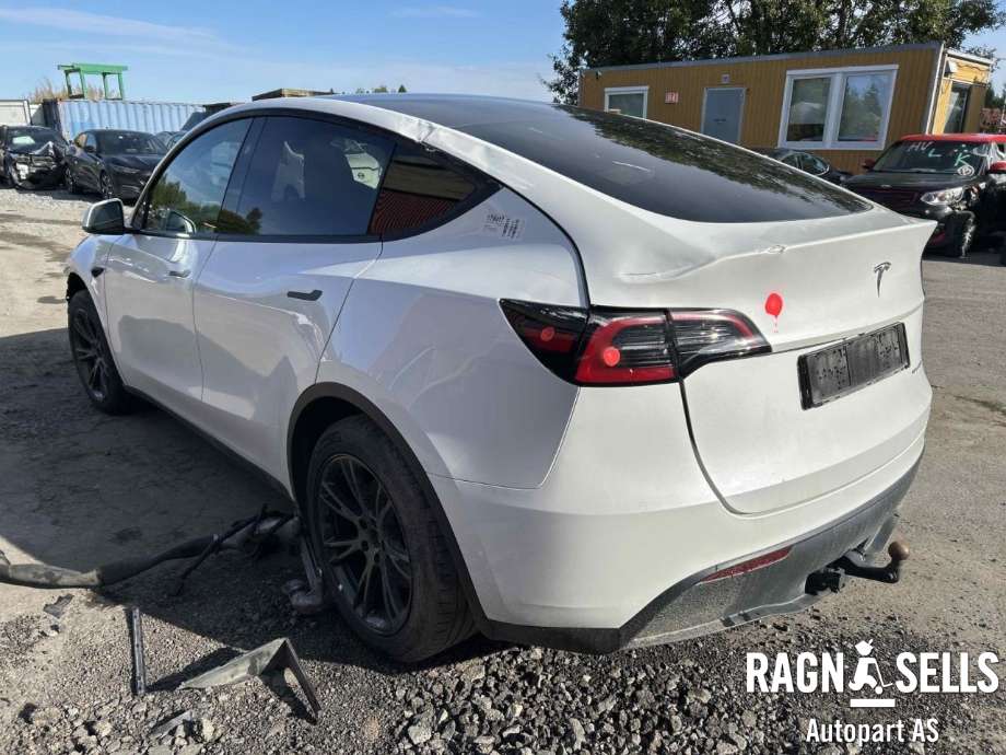 Tesla Model Y 2021-2024 (Type I) , Motorkode: 3D3|4D3, Girkassekode: 