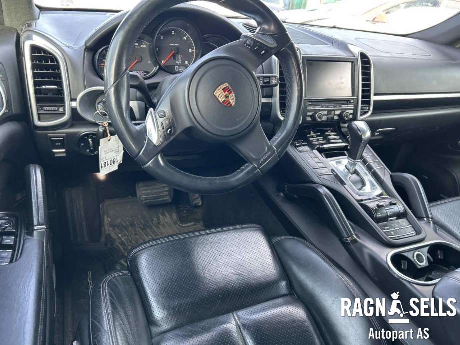 Porsche Cayenne 2010-2017 (92A) delebil , Motorkode: CRC, Girkassekode: A5904