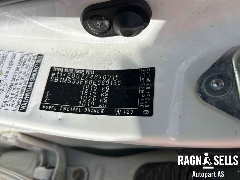 Toyota Auris 2013-2015 (Type II, Fase 1) , Motorkode: 2ZR-FXE, Girkassekode: