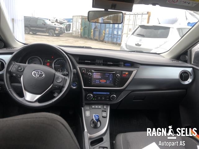 Toyota Auris 2013-2015 (Type II, Fase 1) , Motorkode: 2ZR-FXE, Girkassekode: 3090047064