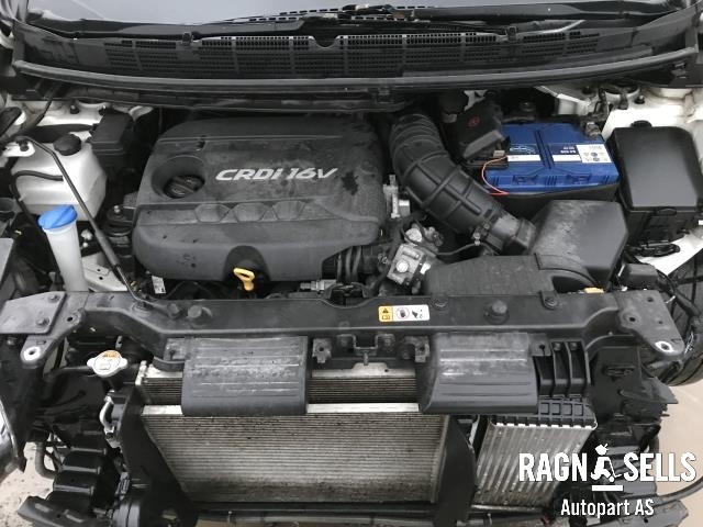 Kia Carens 2013-2018 Type III , Motorkode: D4FD-5, Girkassekode: 450003BKL0