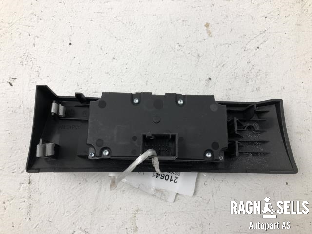 Bryter lys til BMW 5-Serie 2003-2010 (E60/E61) (E60/E61) (61 31 9 134 726|)