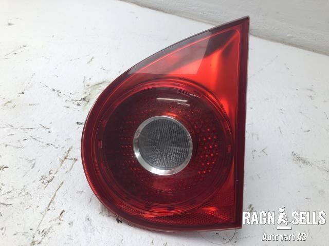 Baklykt høyre indre til VW Golf V, Combi, 2003-2008  (1K6 945 094 E)