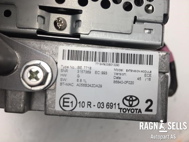 Bilstereo navigasjon til Toyota Yaris 2014-2020 (Type III, Fase 2)  (86140-0D230|)