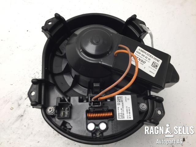 Varmeapparat motor til Mercedes GLA 2014-2020 (X156) (X156) (DENSO|A 246 906 16 01|)