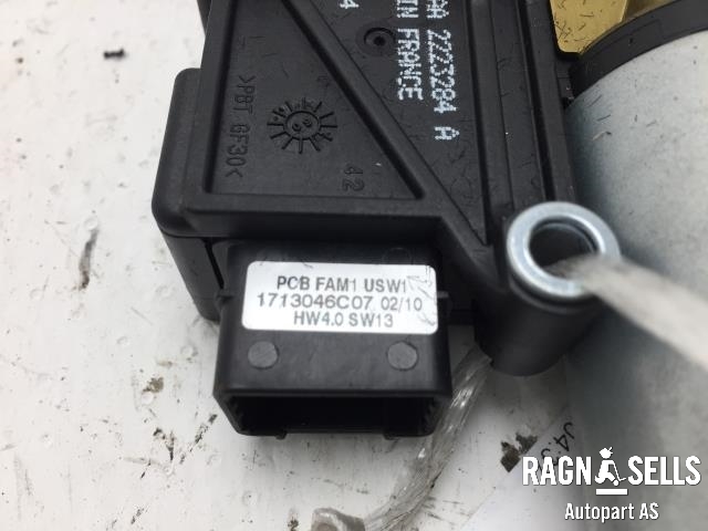 Takluke motor til Peugeot 3008 2009-2016 (Type I)  (8401 WH|)