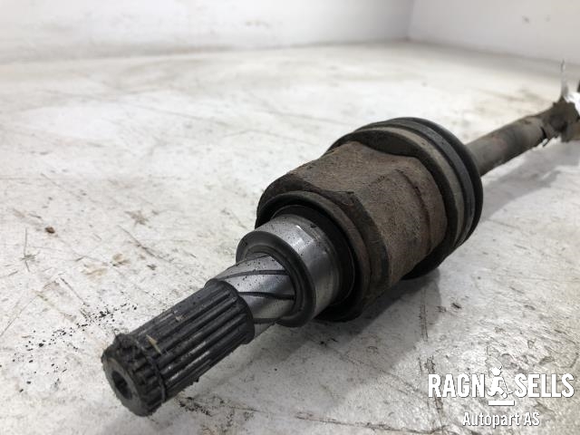 Drivaksel venstre bak, bensin/automat til Nissan Qashqai 2007-2010 (Type I, Fase 1) (39600JD60B|)
