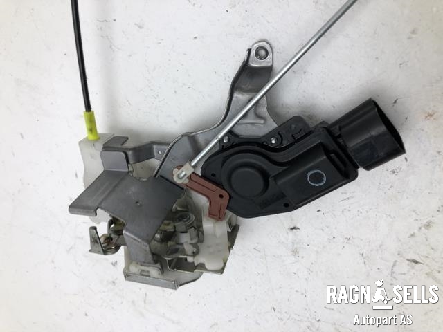 Låsekasse høyre bak til Peugeot 107 2006-2014  (9138 G7|)