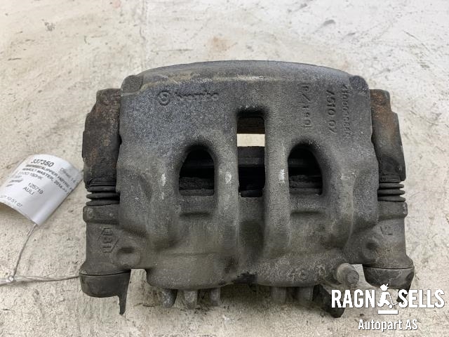 Bremsecaliper høyre foran til Renault Master 2014-->> (Type III, Fase 2) (410013165R|)
