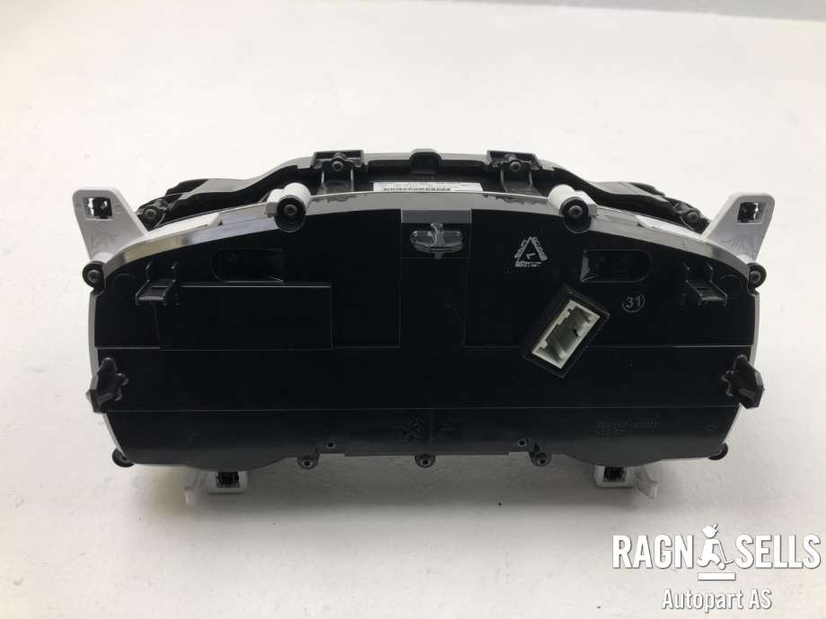 Instrumentpanel til Citroën Berlingo 2019-->> (Type III)  (9831102280|)