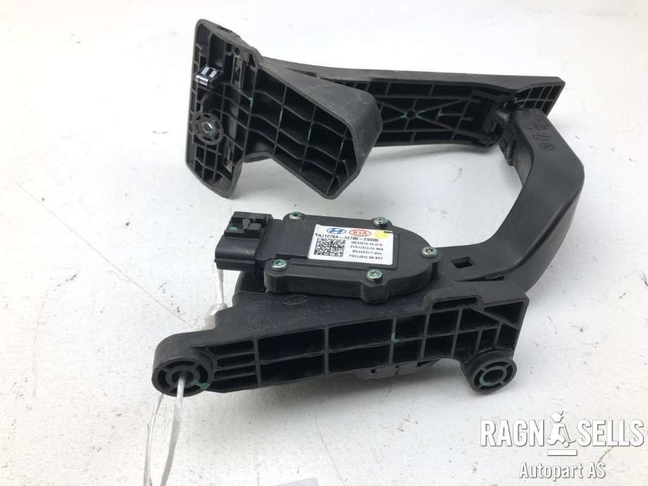 Pedal gass til Kia Sportage 2010-2016 (Type III)  (327002S000|)