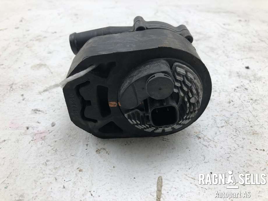 Vannpumpe elektrisk til Mercedes B-Klasse, electric drive 2014-2018 (W242) (W242) (A 000 500 26 86|)