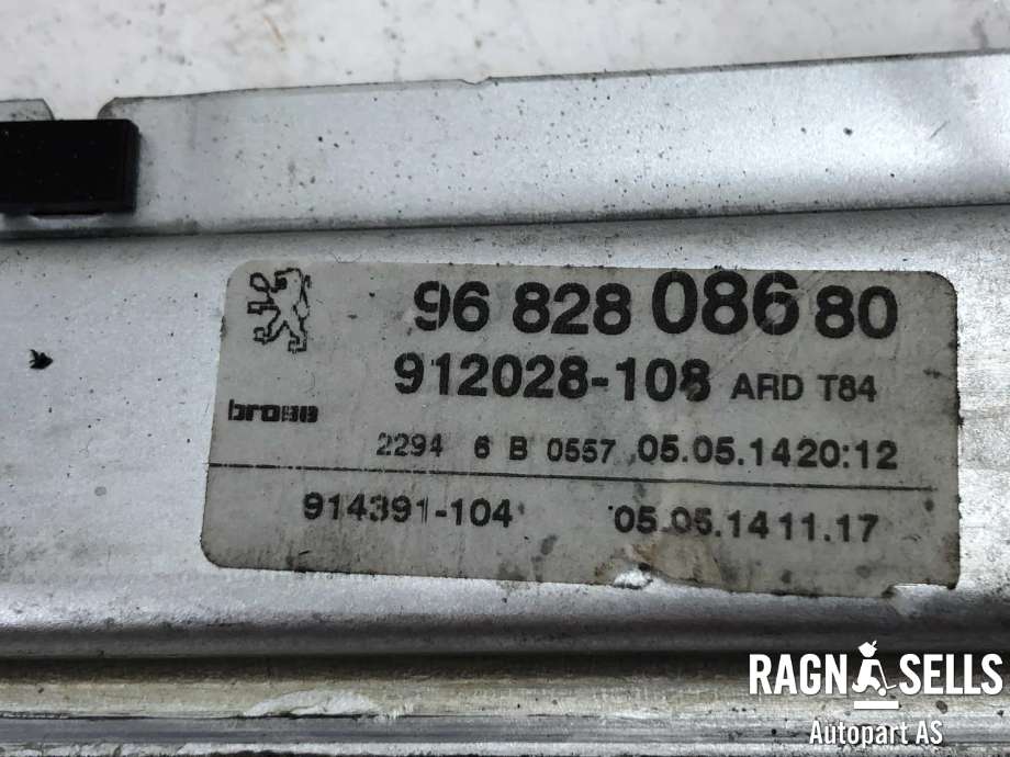 Ruteheis høyre bak til Peugeot 3008 2009-2016 (Type I) (16 076 749 80|)