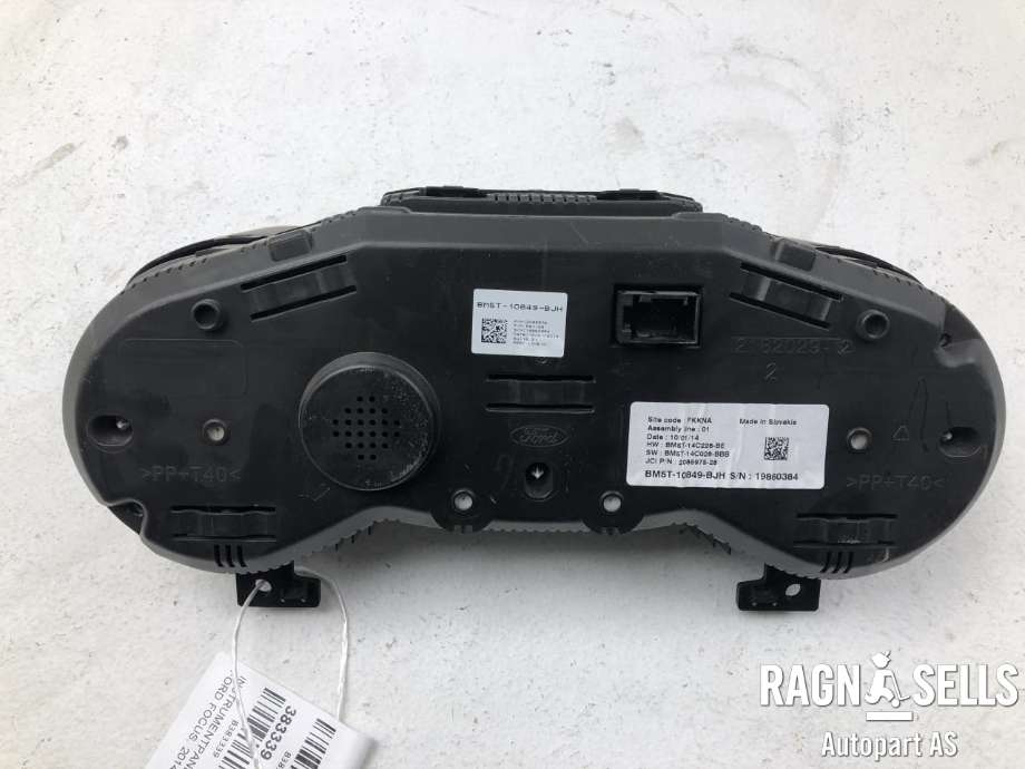 Instrumentpanel til Ford Focus 2014-2018 (Type III, Fase 2)  (FORD|BM5T10849BJH|)