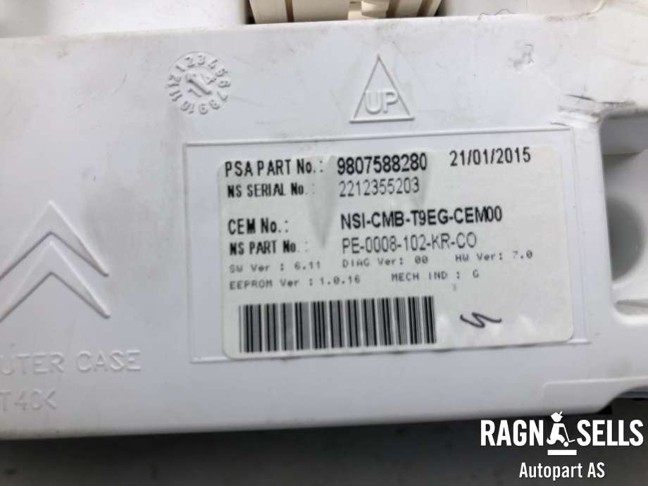 Instrumentpanel til Peugeot 308 2013-2021 (Type II) (9807588280|)