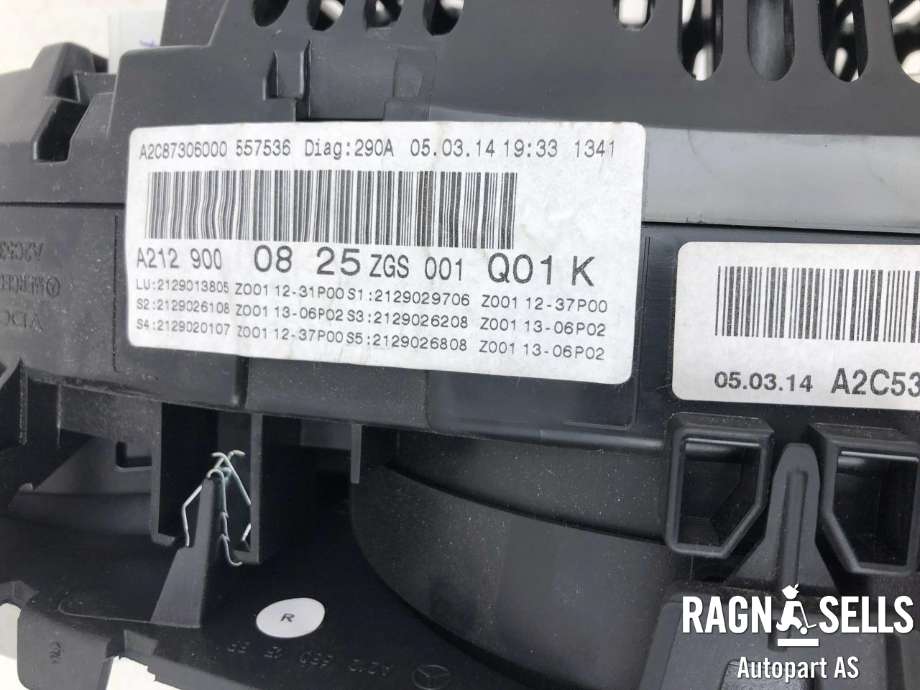 Instrumentpanel til Mercedes E-Klasse 2013-2016 (Fase 2) (W212) (W212) (A 212 900 08 25|)