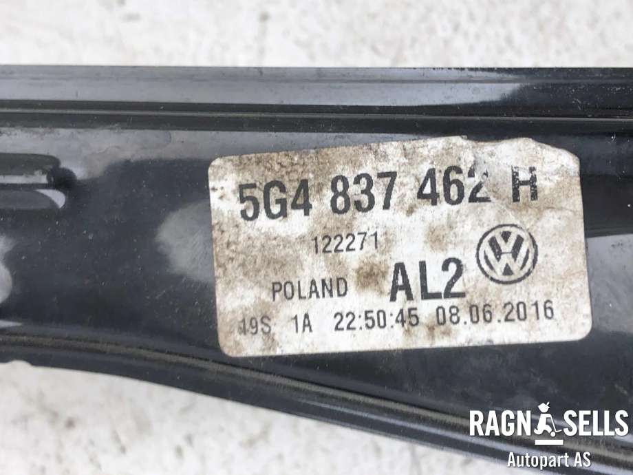 Ruteheis høyre foran til VW Golf VII 2012-2017 (Fase 1)  (5G4 837 462 H|)