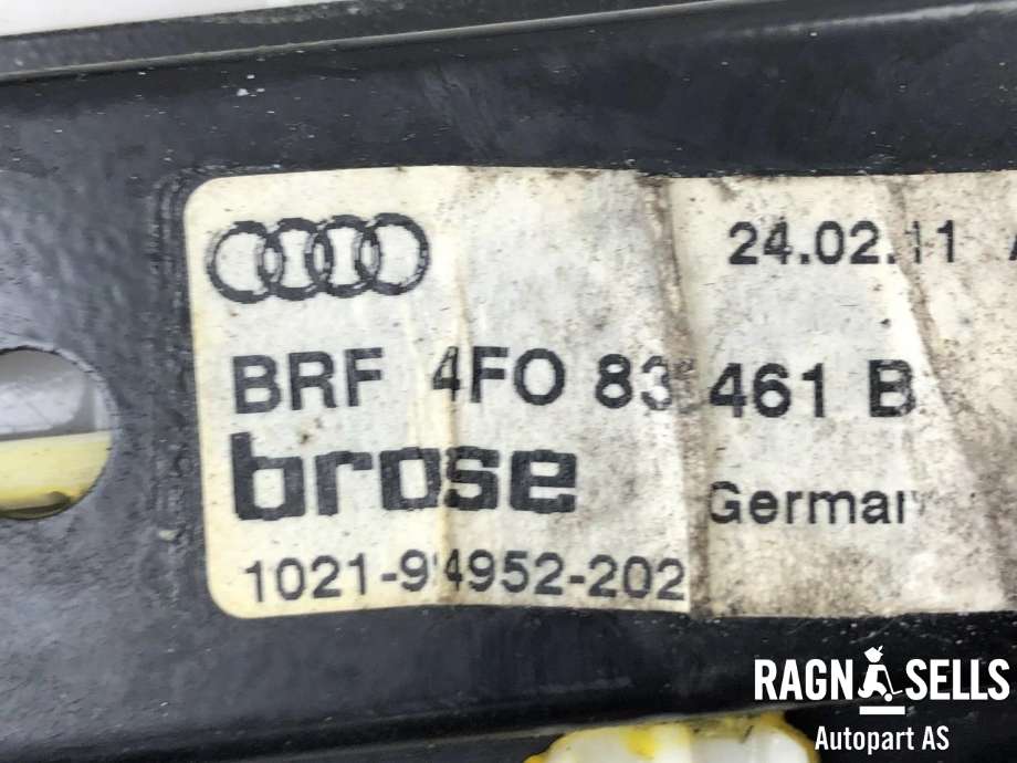 Ruteheis venstre bak til Audi A6, Allroad 2008-2011 (Type II, Fase 2) (C6) (C6) (4F0 839 461 B|)