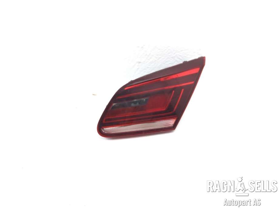 Baklykt høyre indre til VW CC 2012-2014 (PASSAT CC) (PASSAT CC) (3C8 945 308 T|)