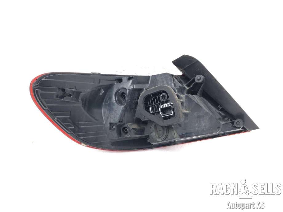 Baklykt høyre ytre til VW CC 2012-2014 (PASSAT CC) (PASSAT CC) (3C8 945 208 AD|)