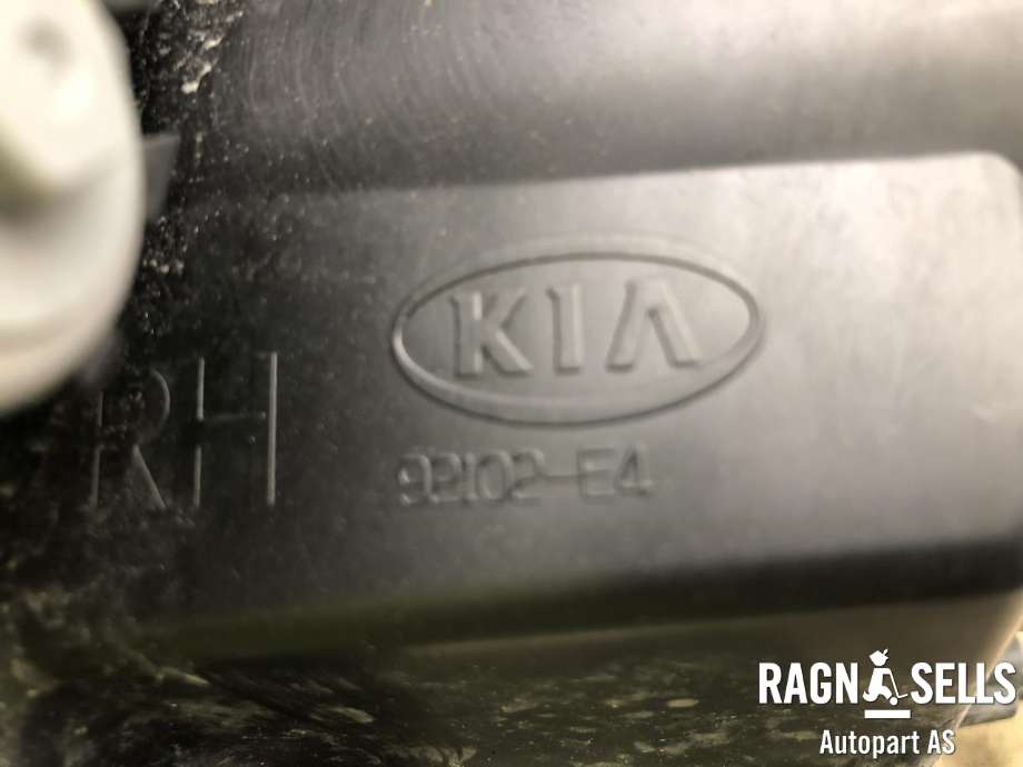 Frontlykt høyre halogen til Kia Soul 2014-2019 (Type II) (92102E40101D|)