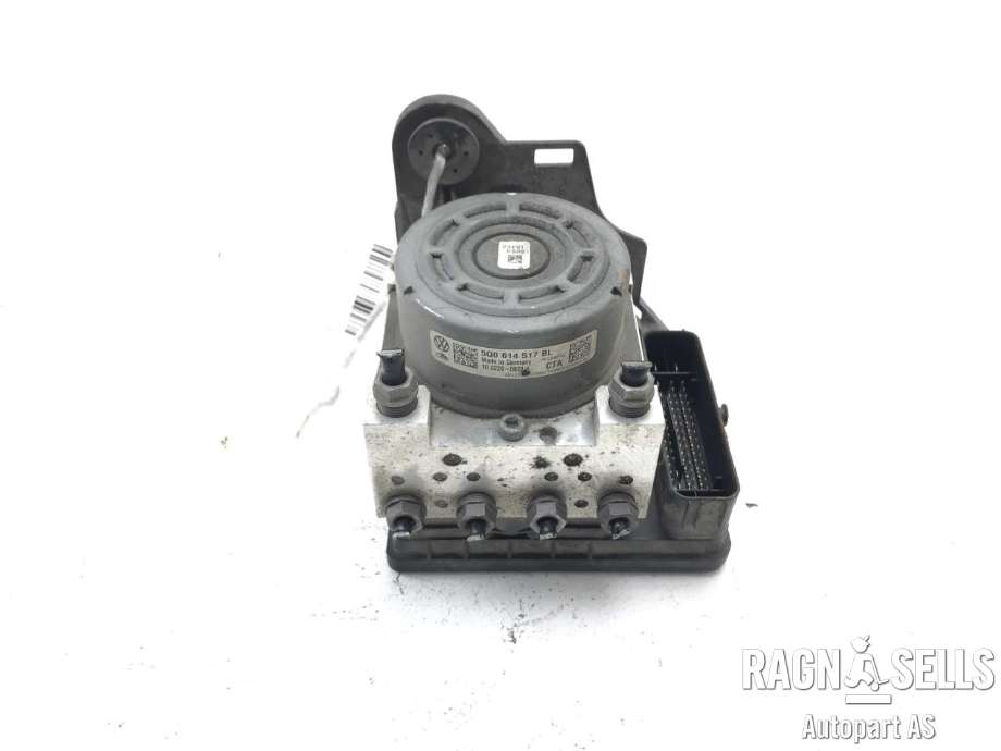 ABS sentral til VW Passat, 2015-2019 (Fase 1) (B8) (B8) (5Q0 614 517 BL)
