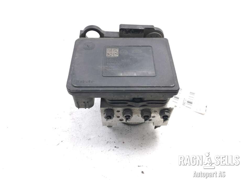 ABS sentral til VW Passat 2015-2019 (Fase 1) (B8) (B8) (5Q0 614 517 BL|)