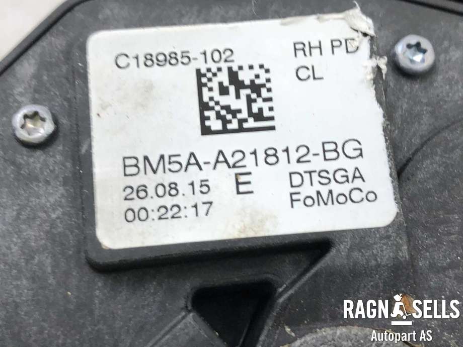 Låsekasse høyre foran til Ford Mondeo 2014-2019 (Type V, Fase 1) (2066073|)