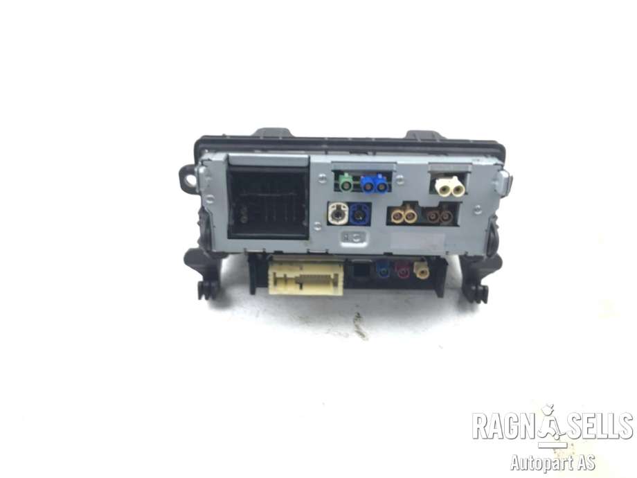 Bilstereo til Mercedes E-Klasse 2016-2023 (W213) (W213) (A2058300205|)