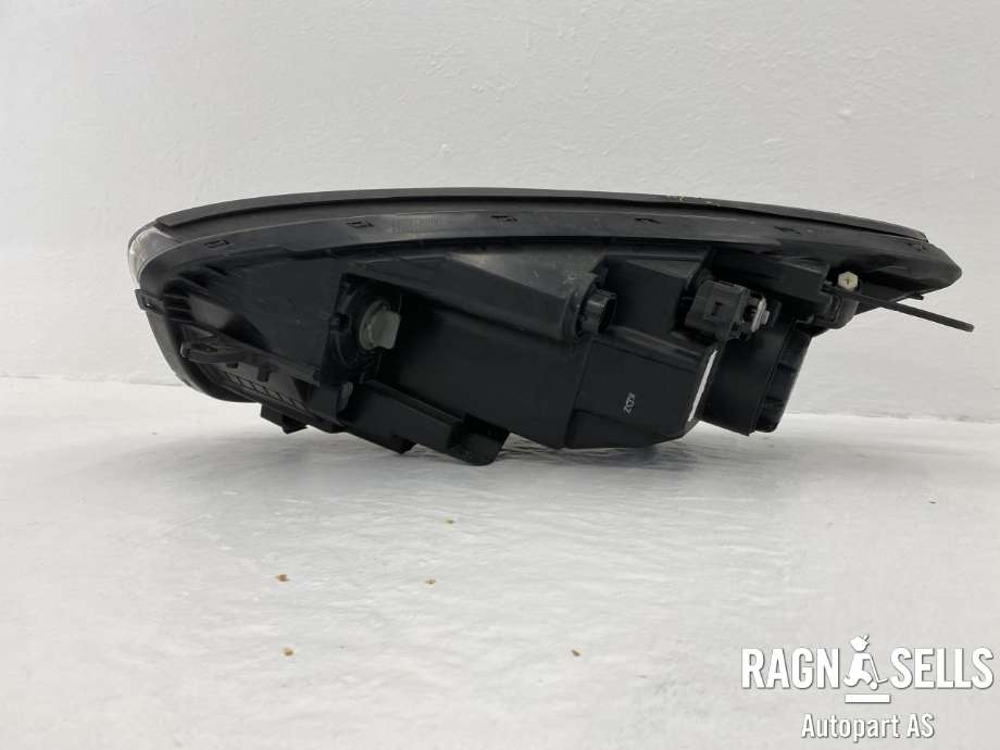Frontlykt høyre halogen til Kia Picanto 2011-2017 (Type II) (921021Y311|)