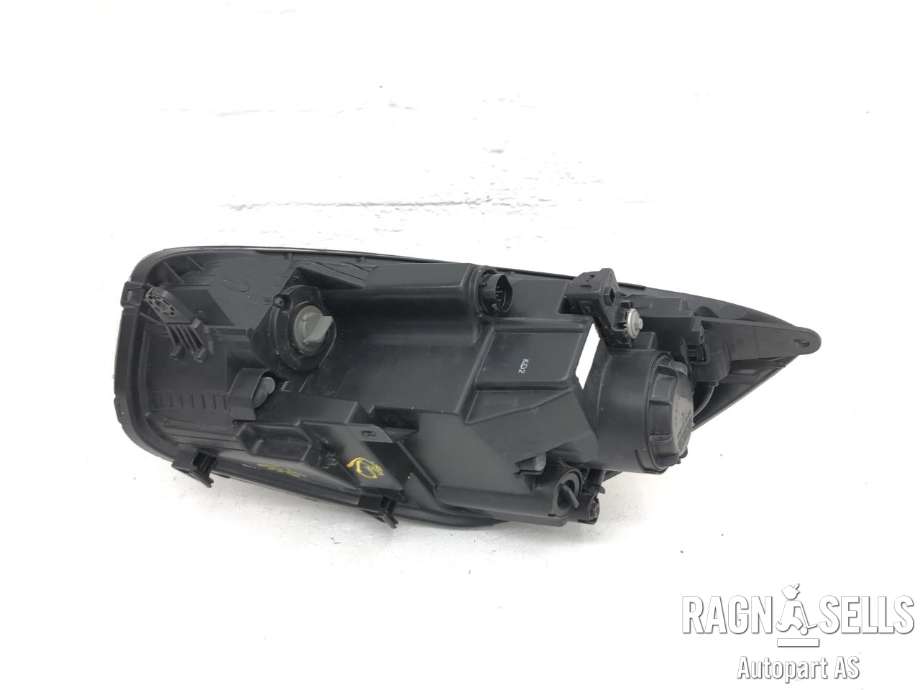 Frontlykt høyre halogen til Kia Picanto 2011-2017 (Type II) (921021Y311|)