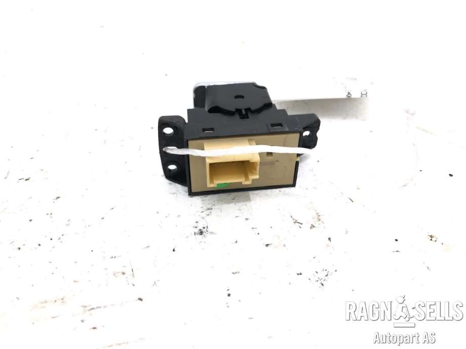 Bryter elektrisk håndbrekk/parkbrems til XPeng P7 2021-->> (8225005ED2|)