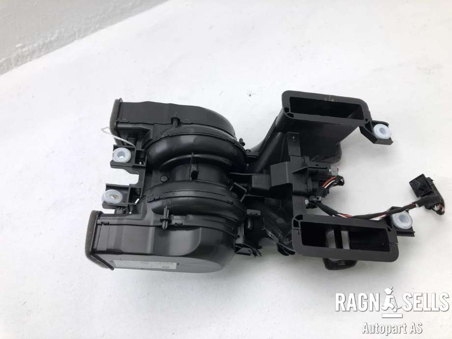 Varmeapparat motor bak til BMW iX 2021-->> (I20) (I20) (64 11 9 315 950|)