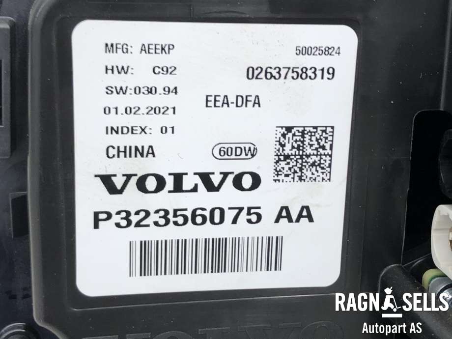 Instrumentpanel til Polestar 2 2020-->> (36003414|)