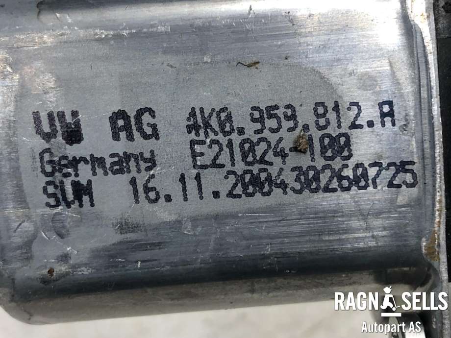 Ruteheis, kun motor, høyre foran til VW ID.4 2020-->> (4K0 959 812 A|)