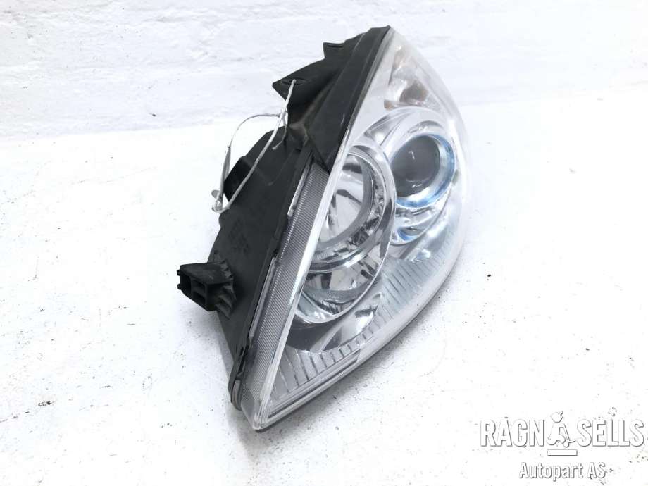 Frontlykt venstre halogen til Hyundai i30 2007-2012 (Type I) (921012L020|)
