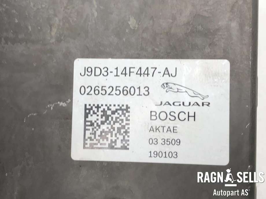 ABS sentral til Jaguar I-PACE 2018-->>  (T4K1089|)
