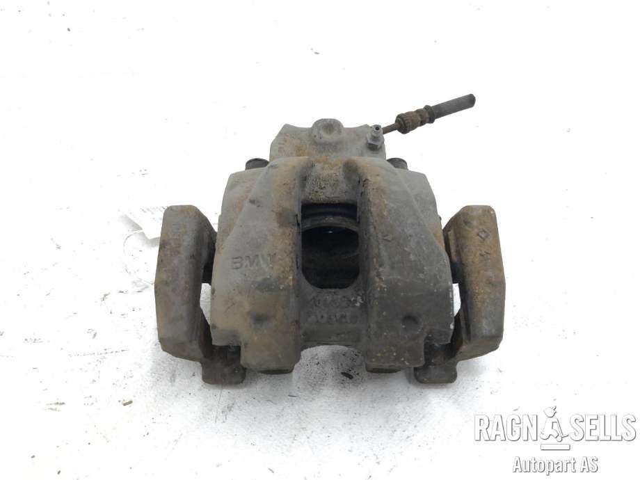 Bremsecaliper venstre foran til BMW X3 2010-2017 (F25) (F25) (34 10 6 790 921|)