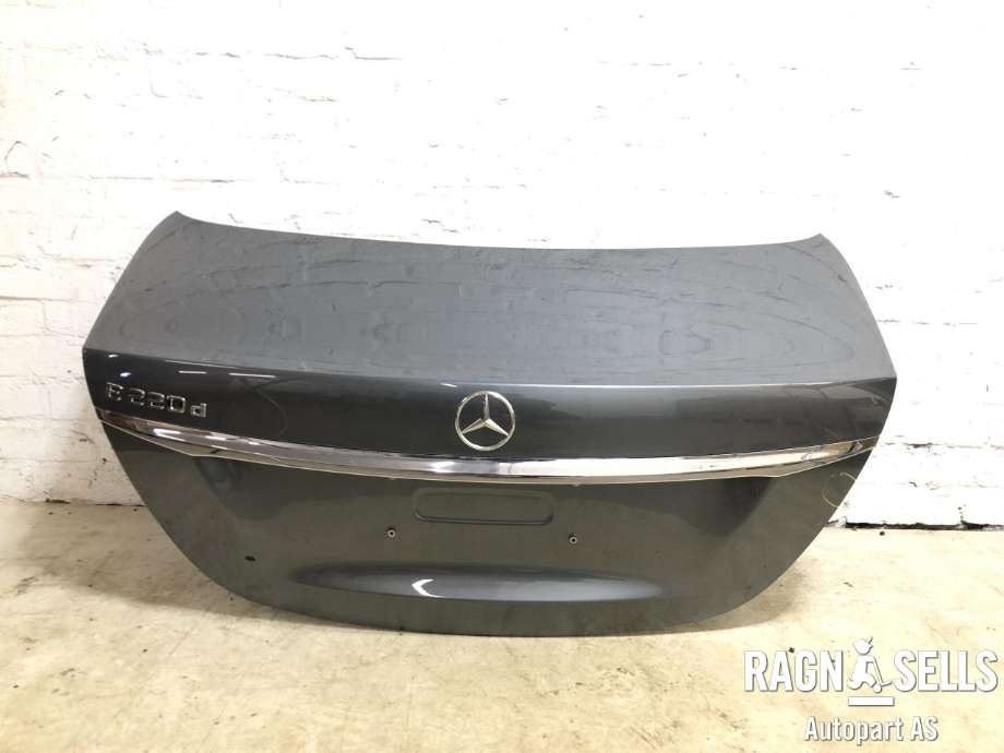 Bakluke sedan til Mercedes E-Klasse 2016-2023 (W213) (W213) (A 213 750 00 75|)