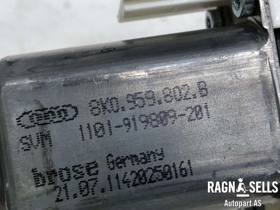 Ruteheis høyre foran til Audi A6 2011-2014 (Type IV, Fase 1) (C7) (C7) (4G0 837 462|)